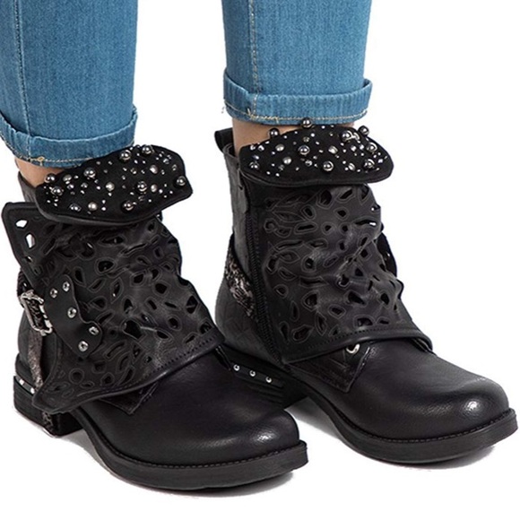 Combat Boots with Studded Heels Biker Shoes-Black - Picture 4 of 7
